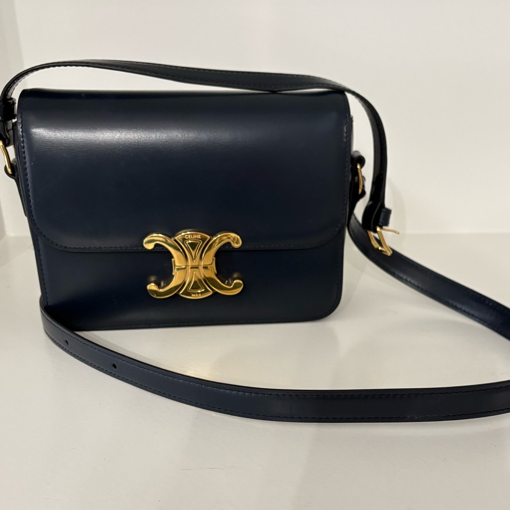 Like New Navy Teen Triomphe Bag